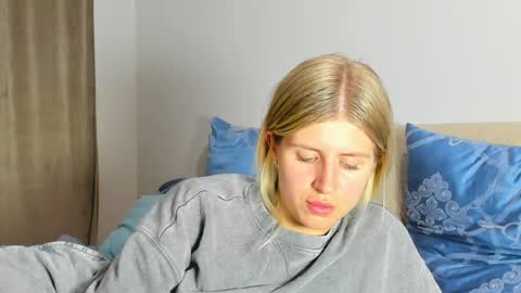 Kira online show from 06.03.26