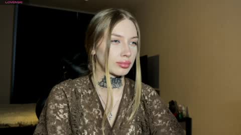 Snapshot of kisa_mua chatting on 03.29.26 Streis online show from 03.29.26