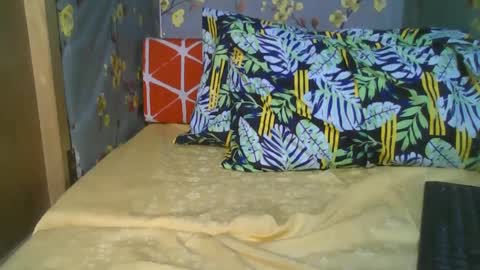 Snapshot of kiss_me_loves chatting on 01.13.25 kiss_me_loves online show from 01.13.25