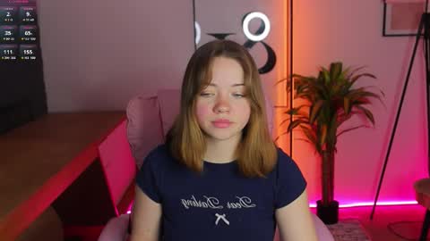 Kiss Moon online show from 03.05.26