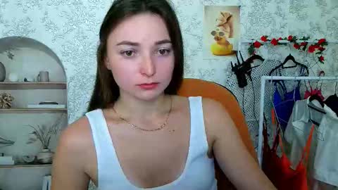 Valeria online show from 10.15.25