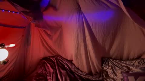 Kissah Kreampuff online show from 12.24.24