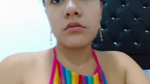 Snapshot of kissandfire chatting on 10.21.25 kiss and fire online show from 10.21.25