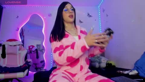 kisses_of_daniela online show from 05.07.26