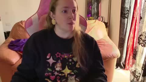 Snapshot of kissica chatting on 01.21.25 kissica online show from 01.21.25