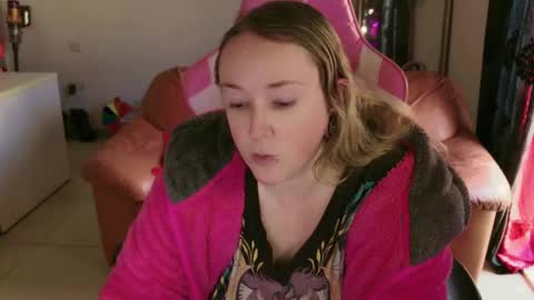 Snapshot of kissica chatting on 01.31.25 kissica online show from 01.31.25