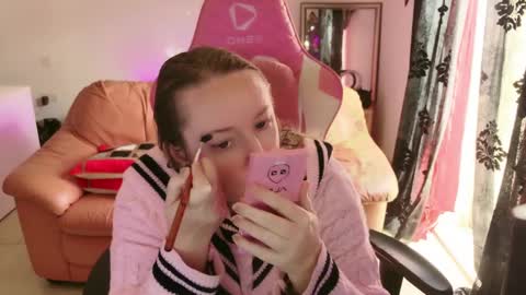 Snapshot of kissica chatting on 02.11.25 kissica online show from 02.11.25