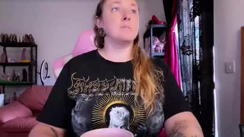 Snapshot of kissica chatting on 11.03.25 kissica online show from 11.03.25