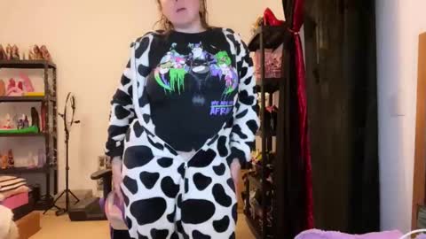 Snapshot of kissica chatting on 12.03.25 kissica online show from 12.03.25