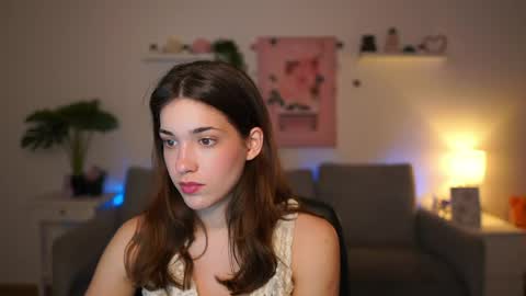 Sisi online show from 04.30.26