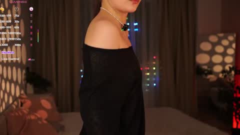 Lola online show from 06.12.26