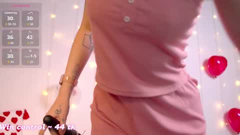 Snapshot of kisskiss_muah chatting on 02.18.25 Kate  online show from 02.18.25