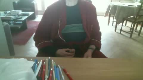 kisslog1 online show from 11.22.25