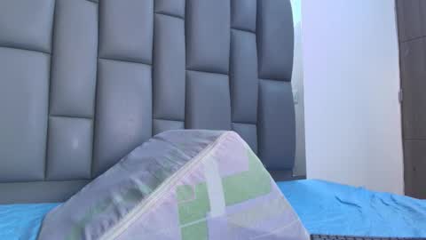 Snapshot of kissme_luna chatting on 01.10.26 BELLA FLAME online show from 01.10.26