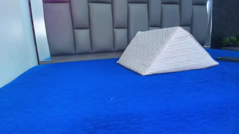 Snapshot of kissme_luna chatting on 02.28.26 BELLA FLAME online show from 02.28.26