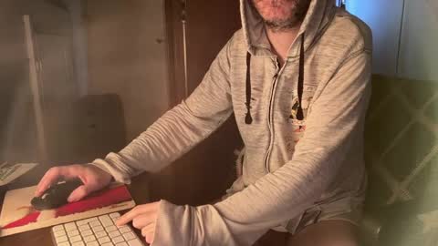 kissofbanned1983 online show from 04.26.26
