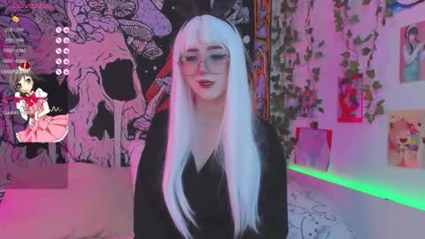 Snapshot of kissthasky chatting on 10.06.25 Kissthasky online show from 10.06.25