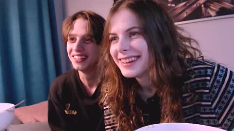 kitkatsweetspot online show from 12.15.25