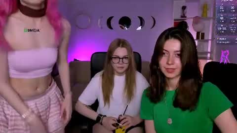Snapshot of kitniss_dreamy chatting on 06.29.26 kitniss online show from 06.29.26