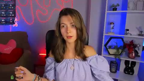 Snapshot of kitniss_dreamy chatting on 07.17.26 kitniss online show from 07.17.26