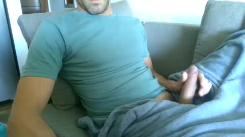 Snapshot of kitosssss chatting on 03.08.25 Steve Cocks online show from 03.08.25