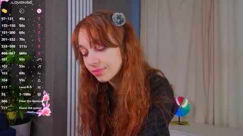 Snapshot of kitsun_ne chatting on 02.26.26 The sexy fox Kitsune online show from 02.26.26