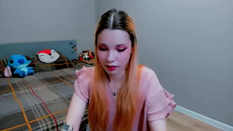 Snapshot of kitten_alisa chatting on 10.07.25 Alissa online show from 10.07.25