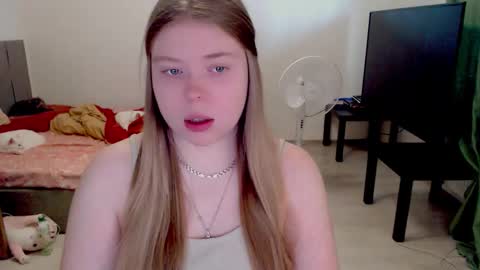 Jennyblonde and Emmabrunette online show from 02.02.26