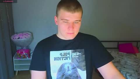 Snapshot of kittenmur chatting on 10.19.25 Vlad online show from 10.19.25