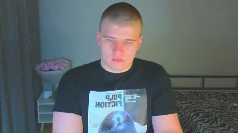 Snapshot of kittenmur chatting on 10.27.25 Vlad online show from 10.27.25