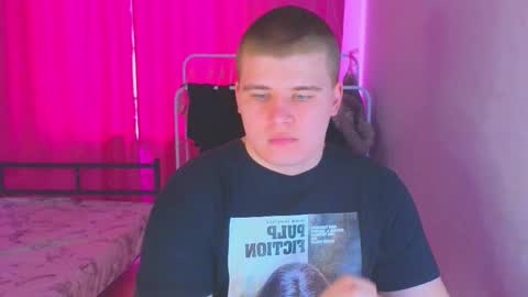 Snapshot of kittenmur chatting on 02.14.26 Vlad online show from 02.14.26