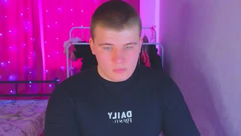 Snapshot of kittenmur chatting on 03.03.26 Vlad online show from 03.03.26