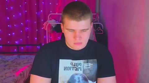 Snapshot of kittenmur chatting on 03.03.26 Vlad online show from 03.03.26