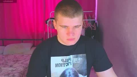 Snapshot of kittenmur chatting on 03.09.26 Vlad online show from 03.09.26