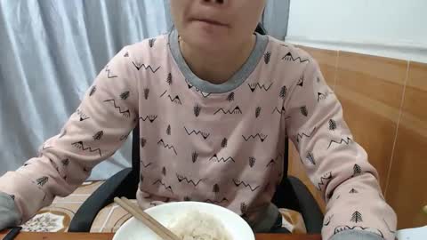 Snapshot of kitti_baby2x chatting on 11.01.25 kitti_baby2x online show from 11.01.25