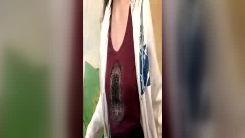 Kittie Creme online show from 06.19.26