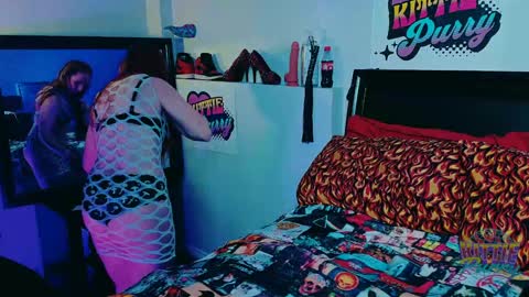 Kittie Purry online show from 01.05.25