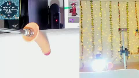 Kitty online show from 07.12.26