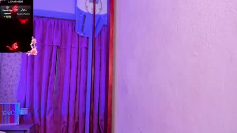 Snapshot of kitty__rouse chatting on 01.23.25 Kitty  online show from 01.23.25