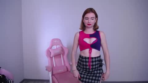 Snapshot of kitty_boy246 chatting on 10.07.25 Andrew online show from 10.07.25