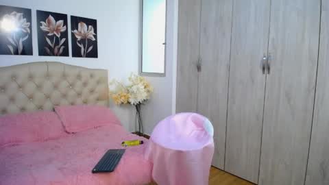 kitty_f00x online show from 04.23.26