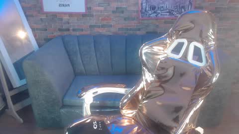 kitty_fox_b online show from 01.17.25