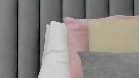 Snapshot of kitty_hot66 chatting on 11.19.25 Katy online show from 11.19.25