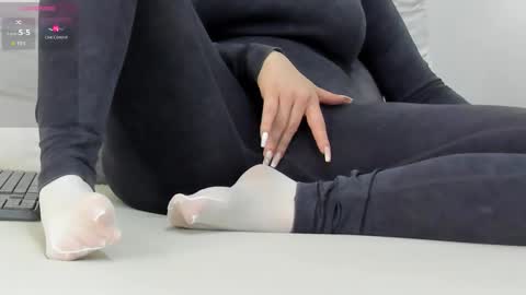 Snapshot of kitty_hot66 chatting on 11.28.25 Katy online show from 11.28.25