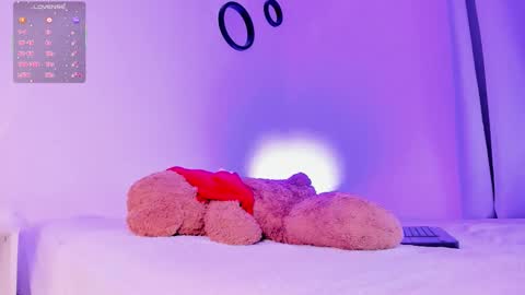 Snapshot of kitty_katth chatting on 03.10.26 Kitty Katth online show from 03.10.26