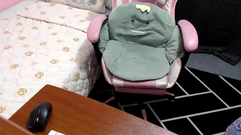 Kate online show from 09.18.25