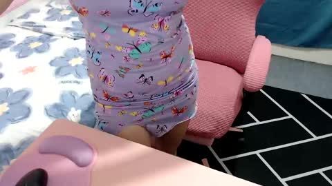 Kate online show from 04.24.26