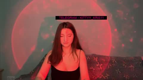 Snapshot of kitty_kristy1 chatting on 12.02.25 kitty_kristy1 online show from 12.02.25