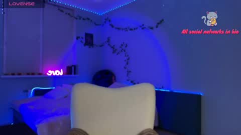 kitty_kristy1 online show from 04.30.26