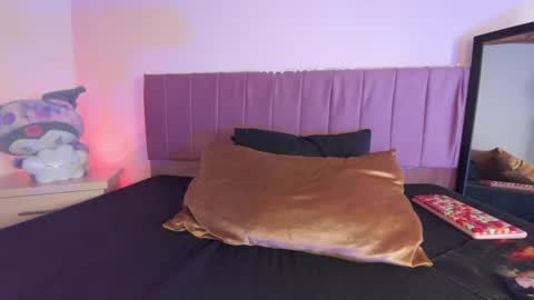 kitty_kryss online show from 09.27.25